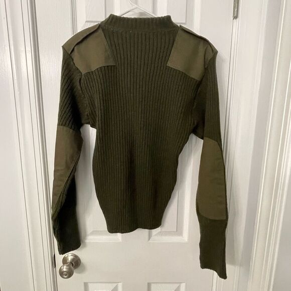 DSCP U.S. Military Service 100% Wool Sweater w/ Epaulets - Olive Green - Size 38 - Picture 2 of 10